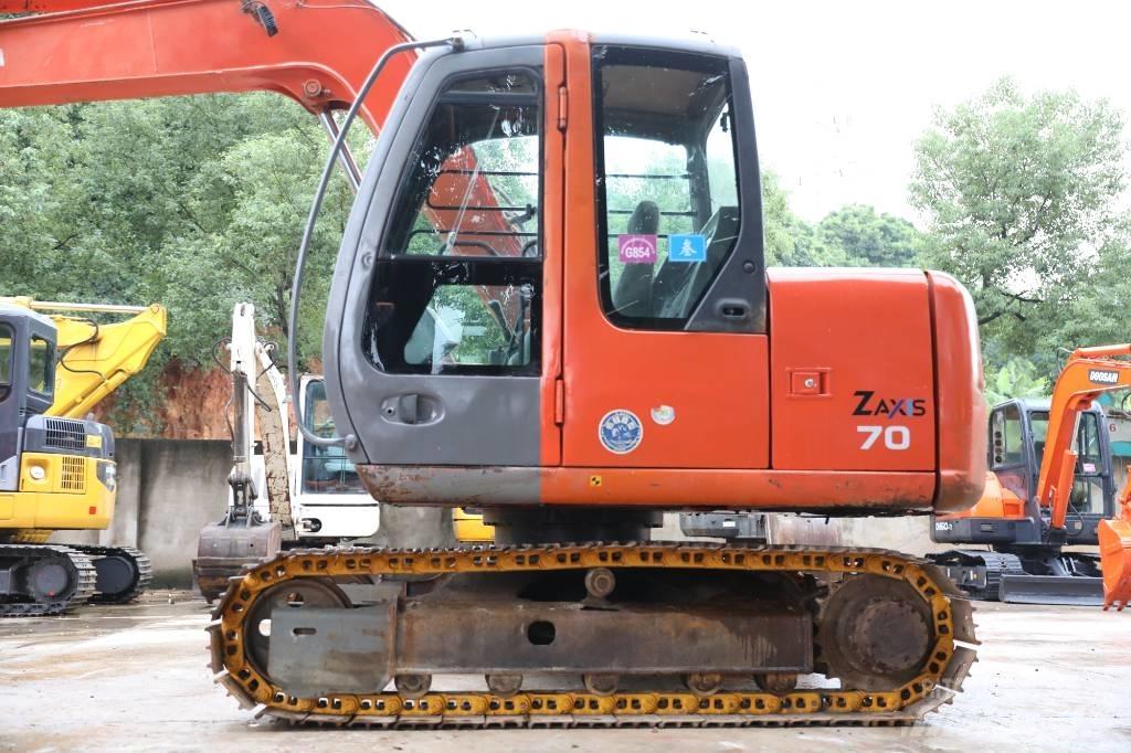 Hitachi ZX 70 حفارات زحافة