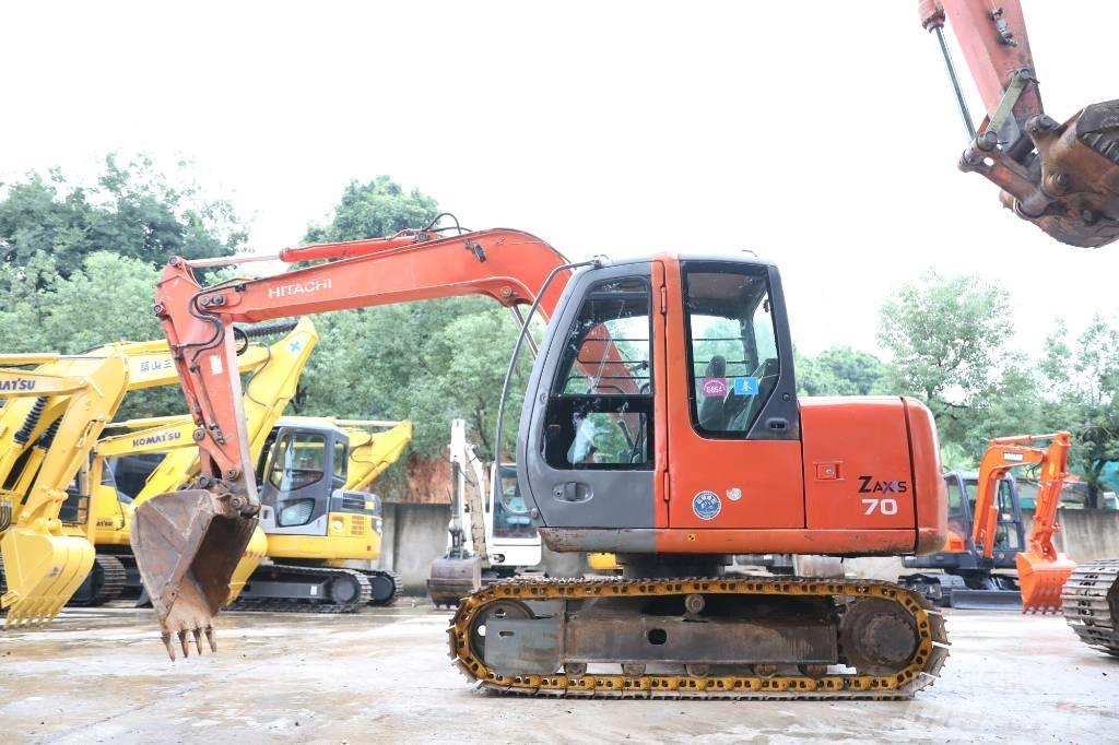 Hitachi ZX 70 حفارات زحافة