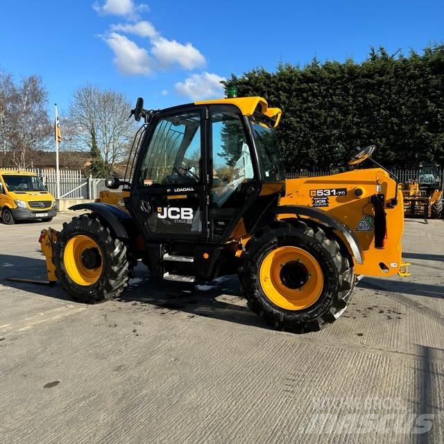 JCB 531-70 مناولات متداخلة