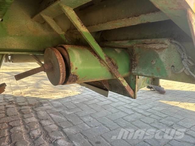 Thomas Aanhangwagen مقطورات خفيفة
