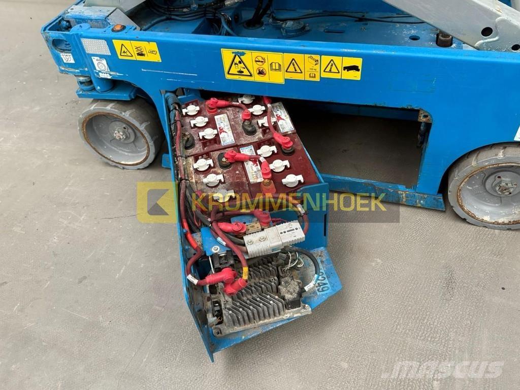 Genie GS 1932 رافعات مقصية الشكل