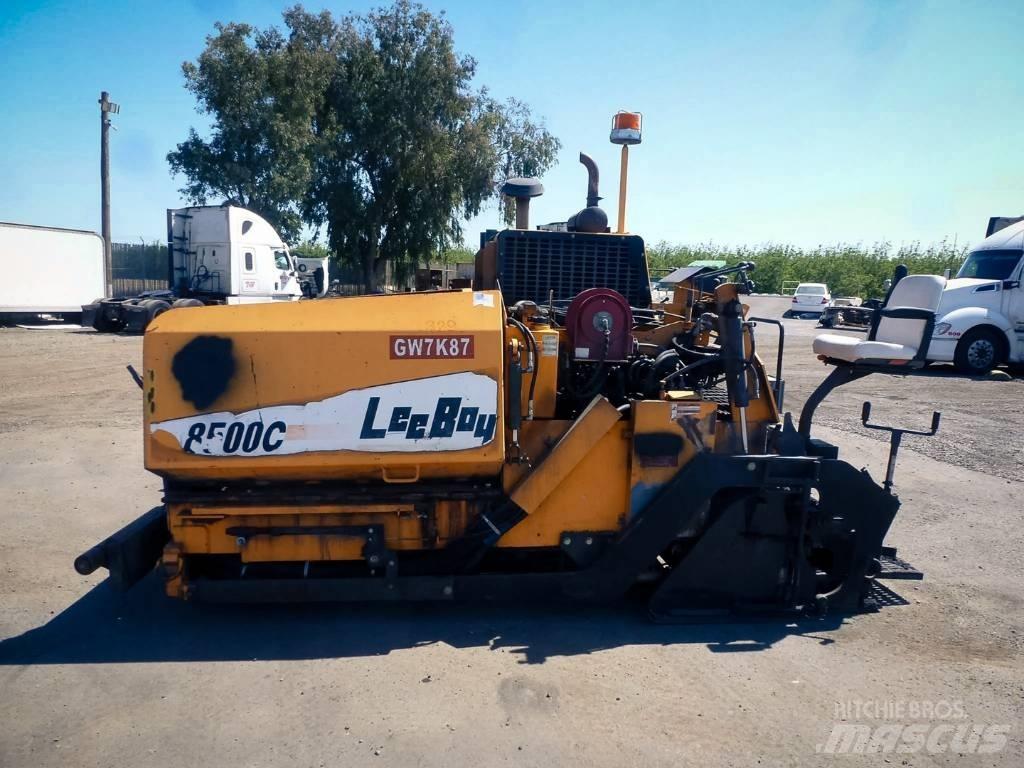 LeeBoy 8500 C معدات السفلتة