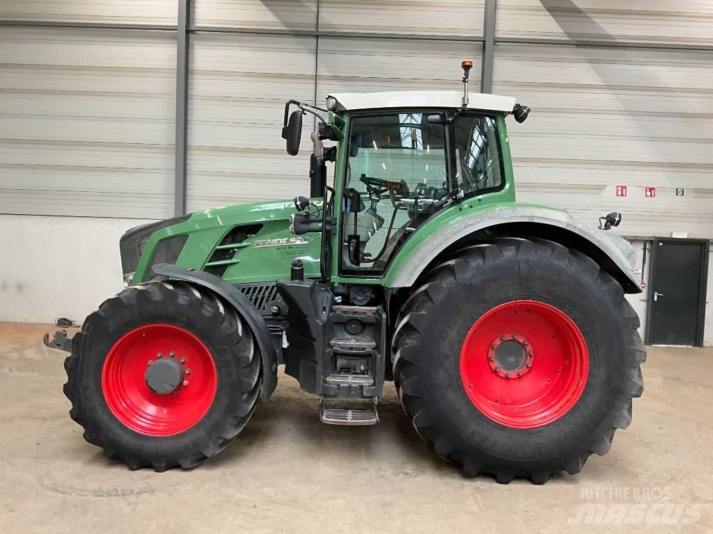 Fendt 828 Vario TMS الجرارات