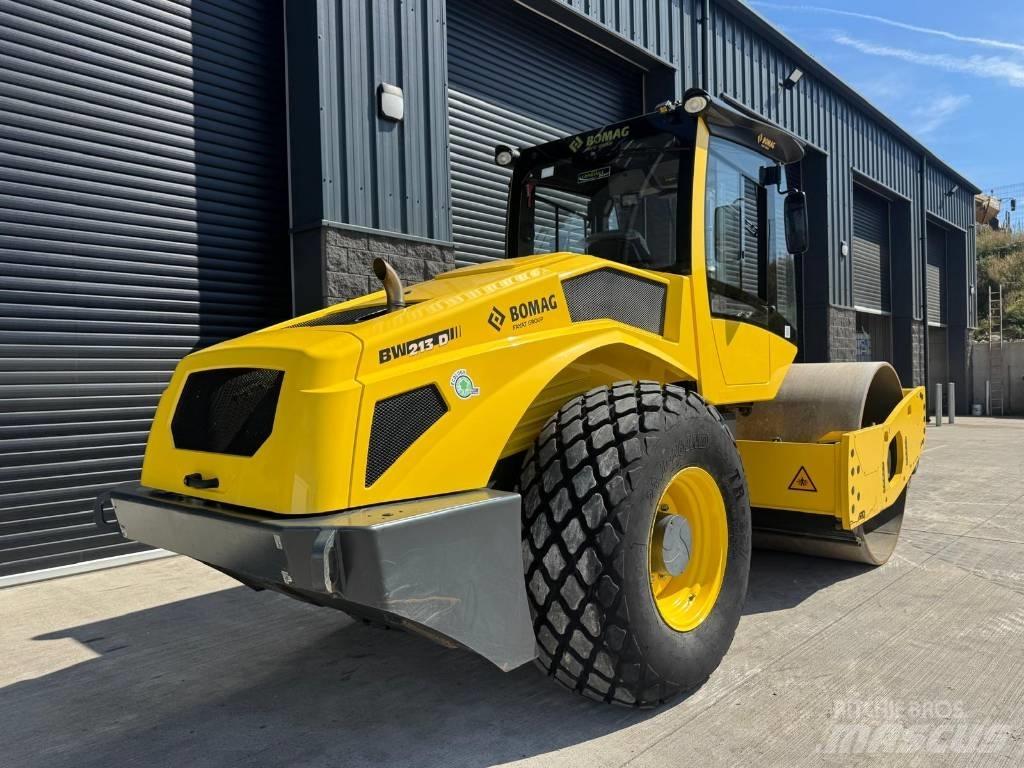 Bomag BW 213 D H-2 مداحل أحادية الأسطوانة