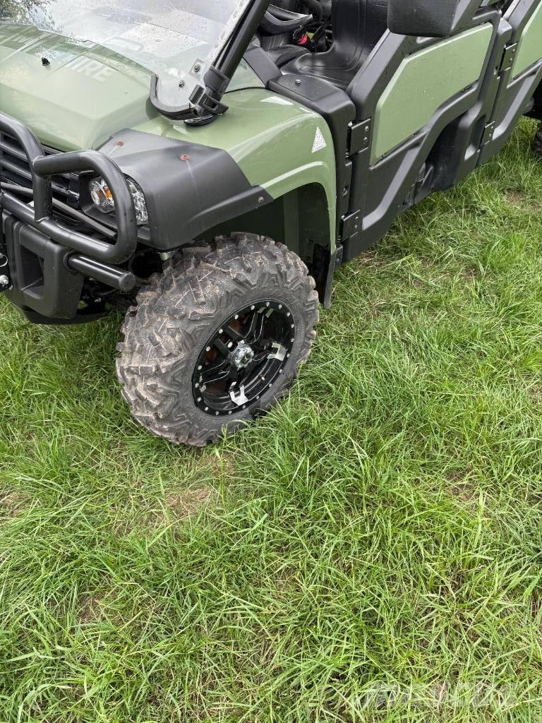 John Deere 855 ماكينات منفعة عامة