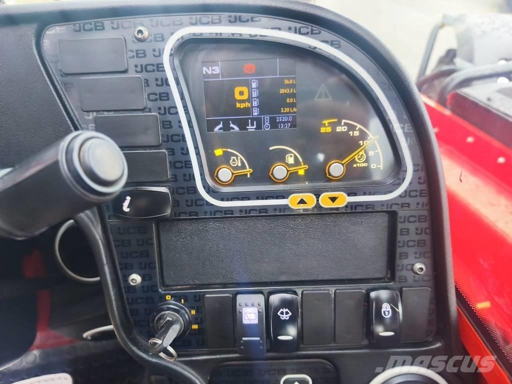 JCB 540-140 مناولات متداخلة