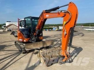 Hitachi ZX55U حفارات صغيرة أقل من 7 طن (حفارات صغيرة)