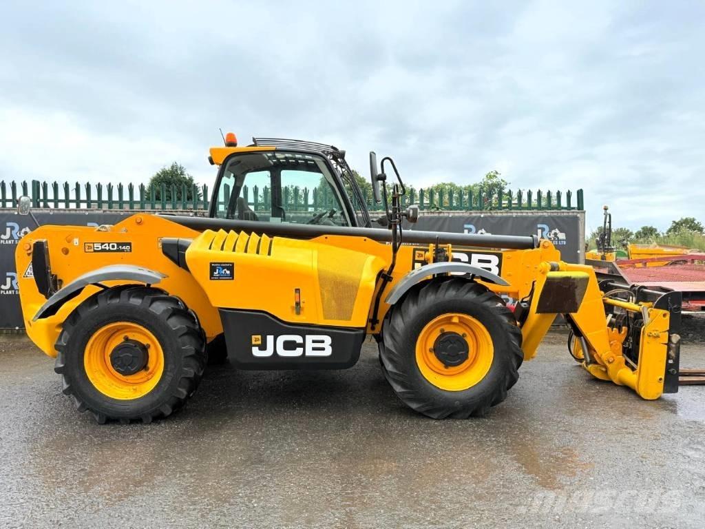 JCB 540-140 مناولات متداخلة