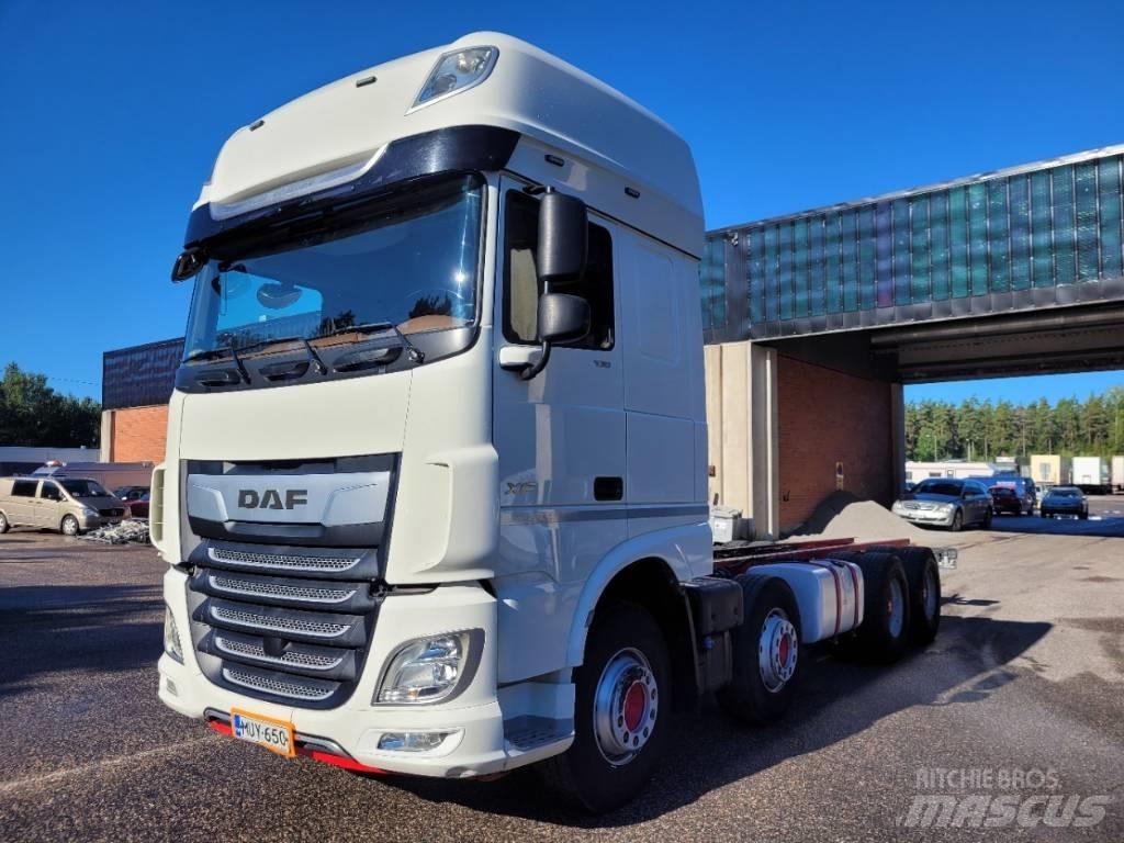 DAF XF.530.FAD شاحنات بمقصورة وهيكل