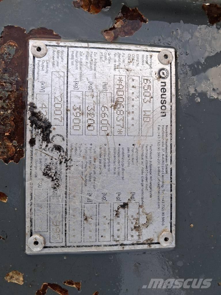 Neuson 6503 WD حفارات بعجل