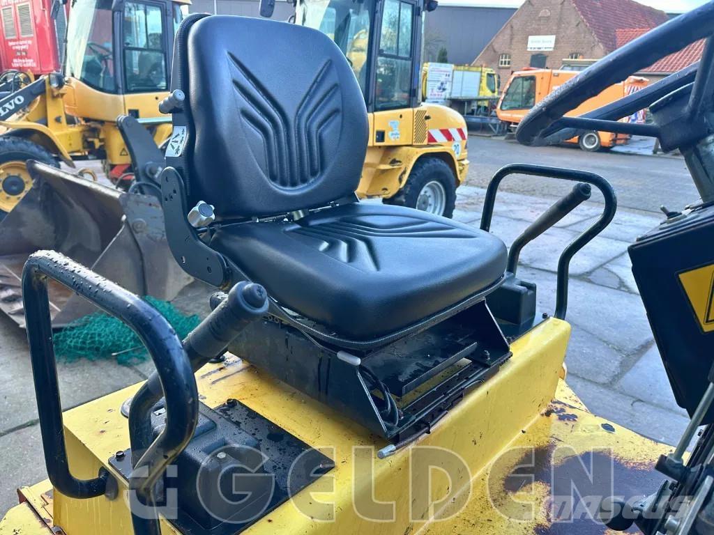 Dynapac CC142 مداحل متنوعة