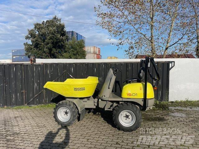 Wacker Neuson 1501 عربات نقل قلابة للمواقع