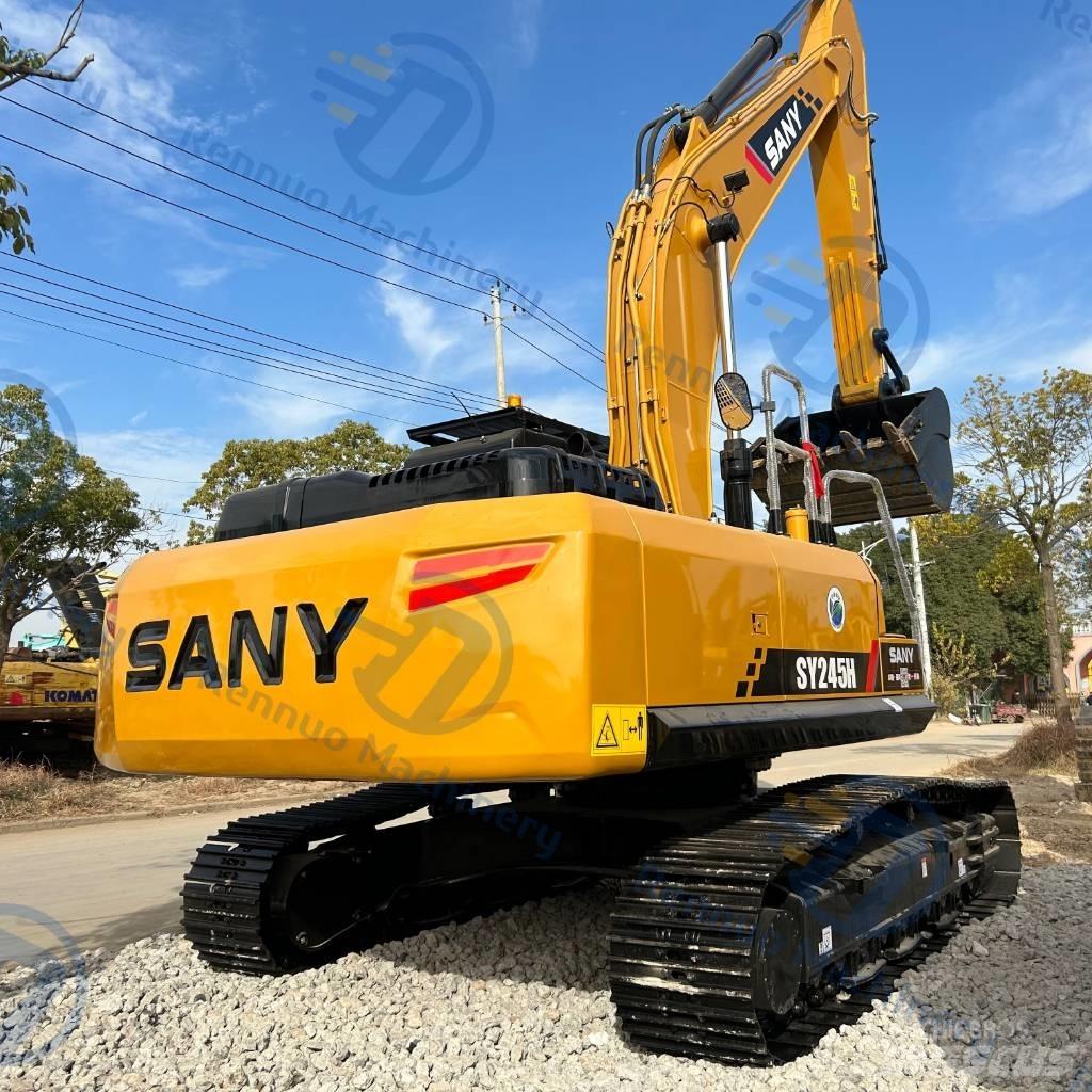 Sany SY 245 H حفارات زحافة