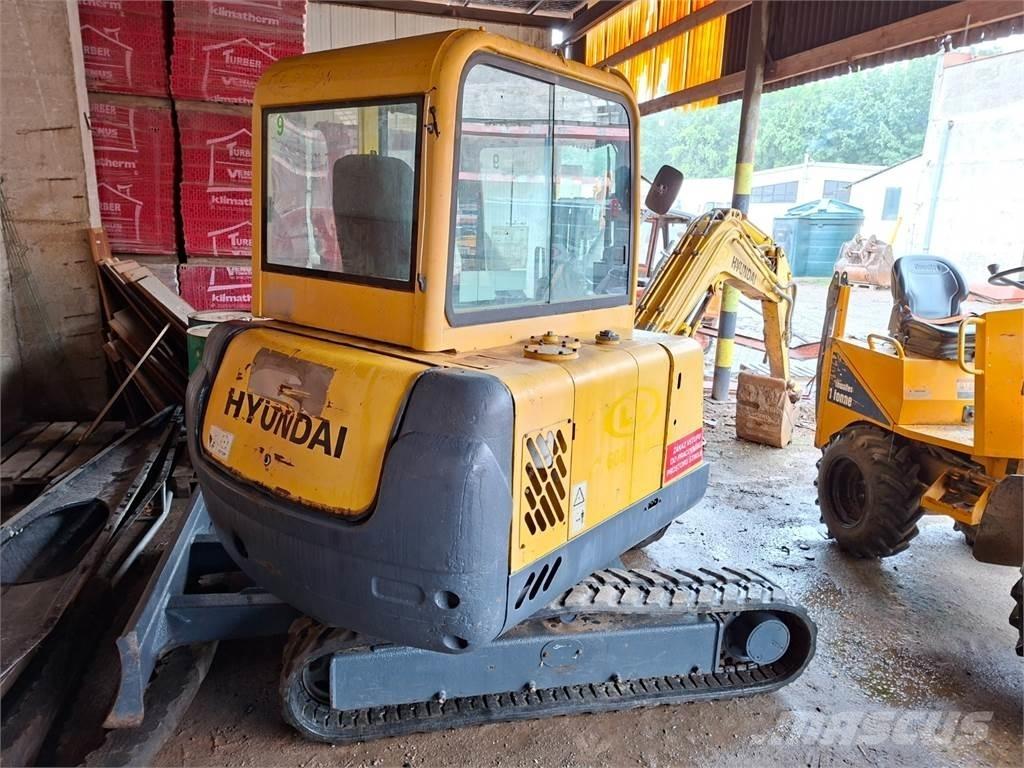 Hyundai ROBEX 35-7 أخرى