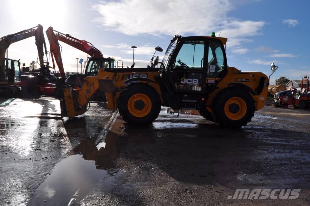 JCB 540-140 مناولات متداخلة