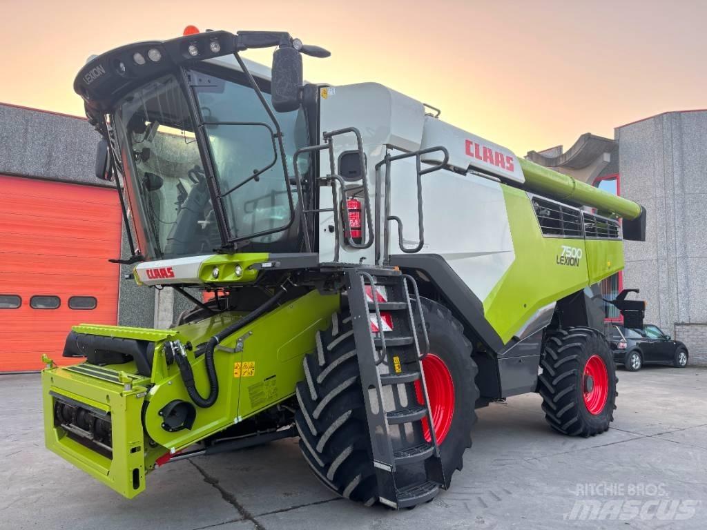 CLAAS Lexion 7500 حصادات