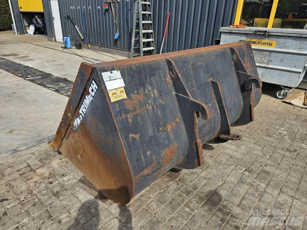 Merlo TF33.7-115 مناولات متداخلة