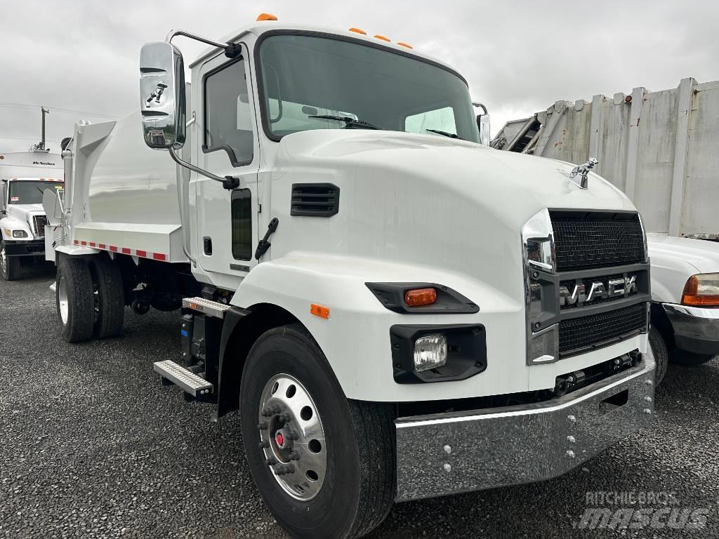 Mack MD7 شاحنات المخلفات