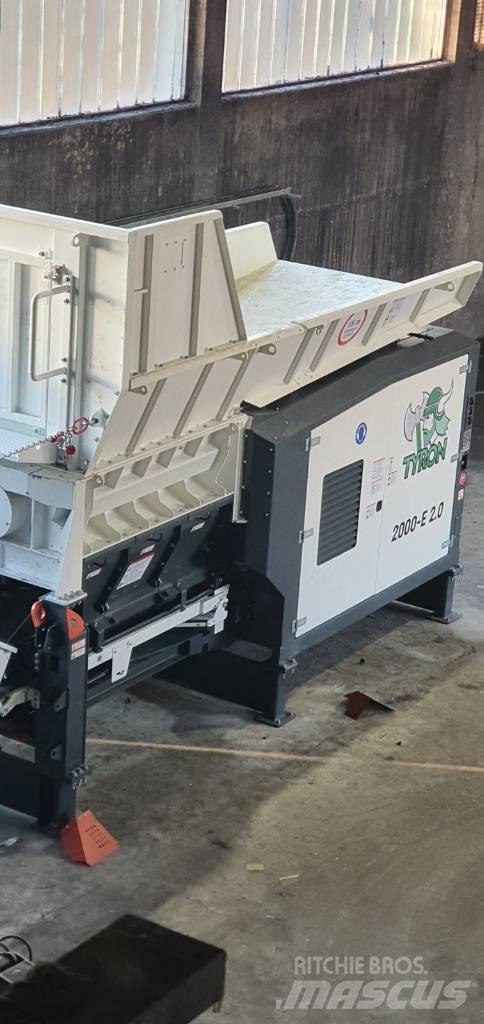 Haas 2000 E-XL آلات تمزيق المخلفات