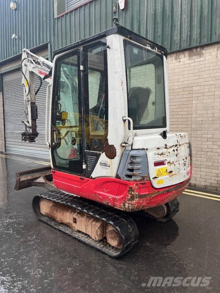 Takeuchi TB 228 حفارات صغيرة أقل من 7 طن (حفارات صغيرة)