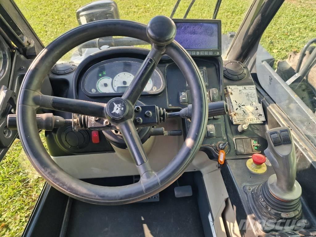 Bobcat T 40.140 مناولات متداخلة