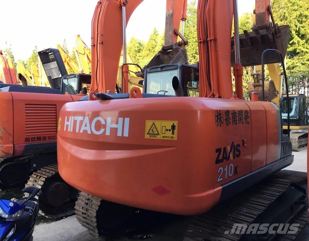 Hitachi zx210 حفارات زحافة