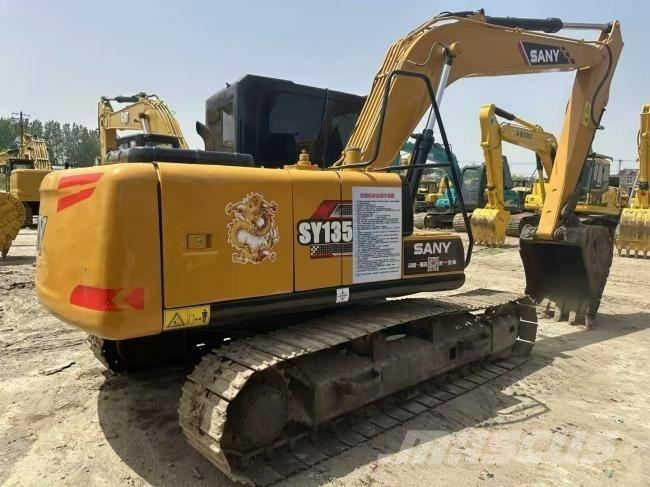 Sany 135C حفارات زحافة