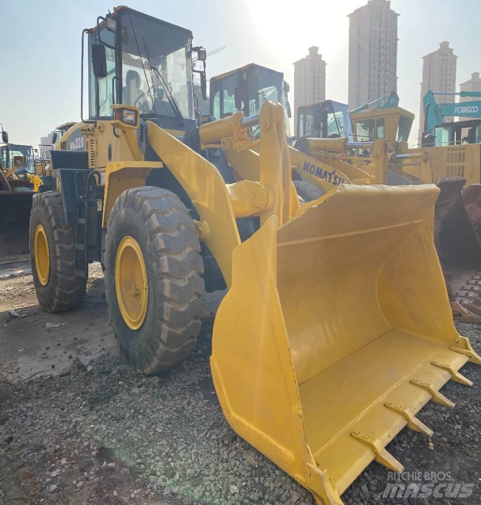 Komatsu WA 320-5 لوادر بعجل