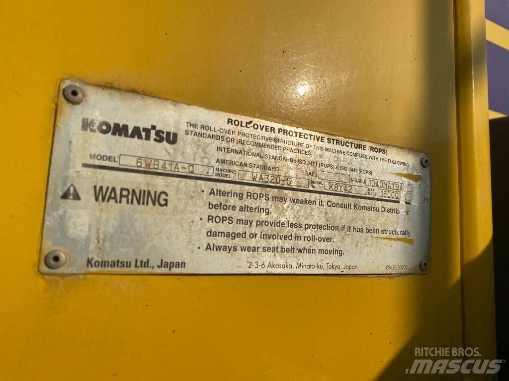 Komatsu WA 320-5 لوادر بعجل