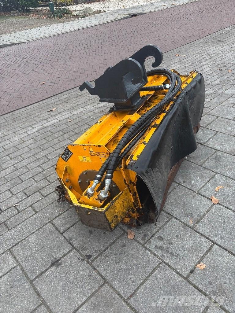 Herder Kmu 130 ماكينات تشذيب الأشجار