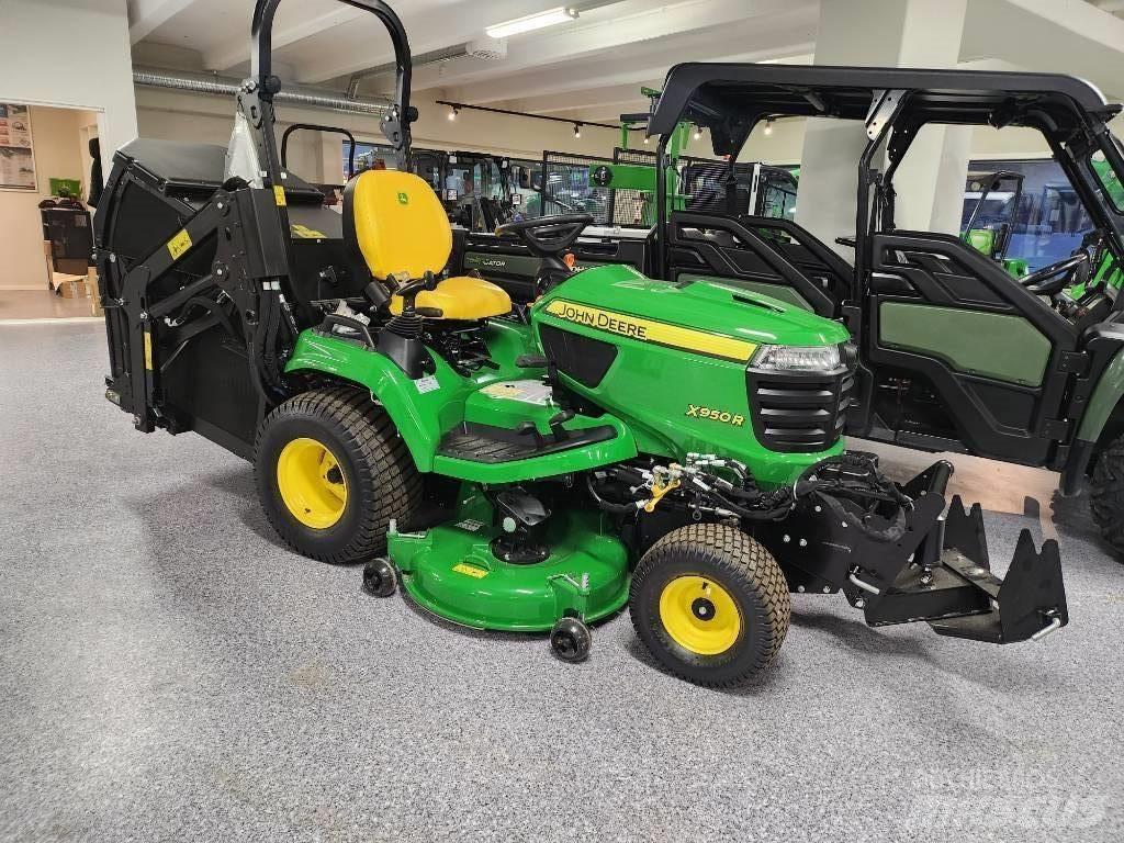 John Deere 950R ركوب الحشائش