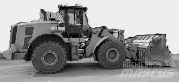 CAT 950M لوادر بعجل