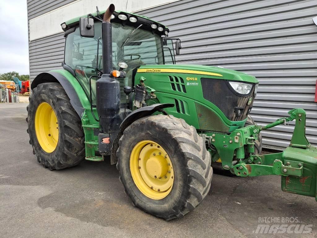John Deere 6145 R الجرارات