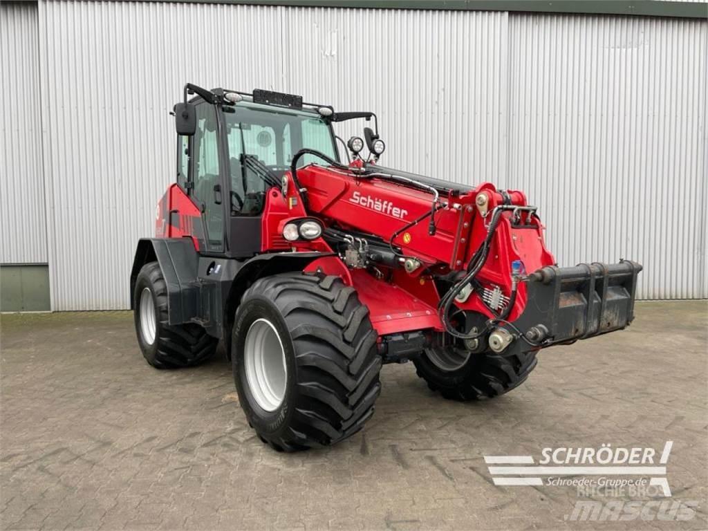 Schäffer 8620 T لوادر بعجل
