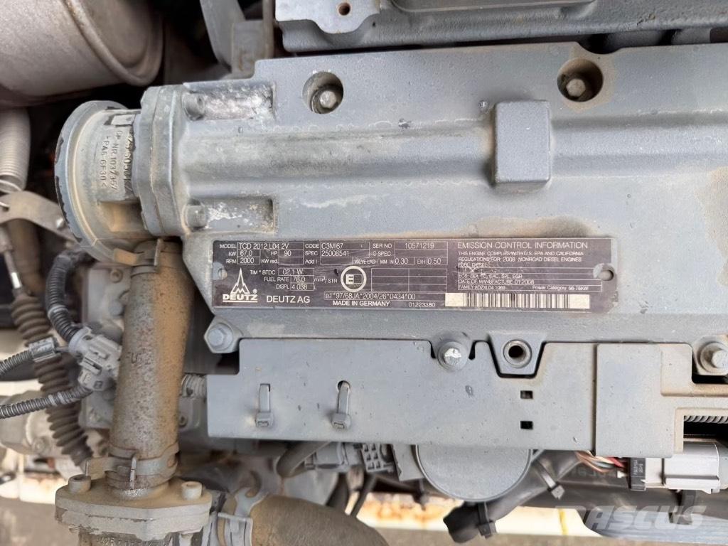 Terex TW 85 حفارات بعجل