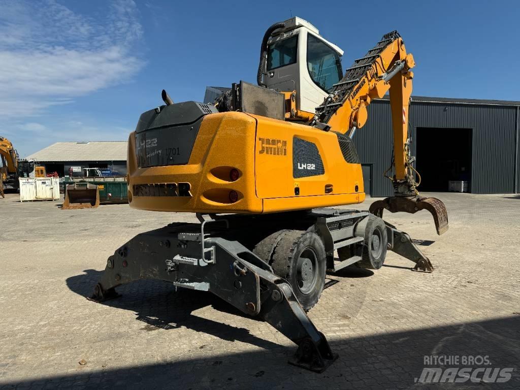 Liebherr LH 22 M مناولات المخلفات / مناولات صناعية