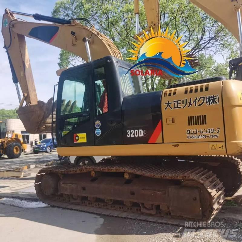 CAT 320 D2 حفارات وسط 7 طن - 12 طن