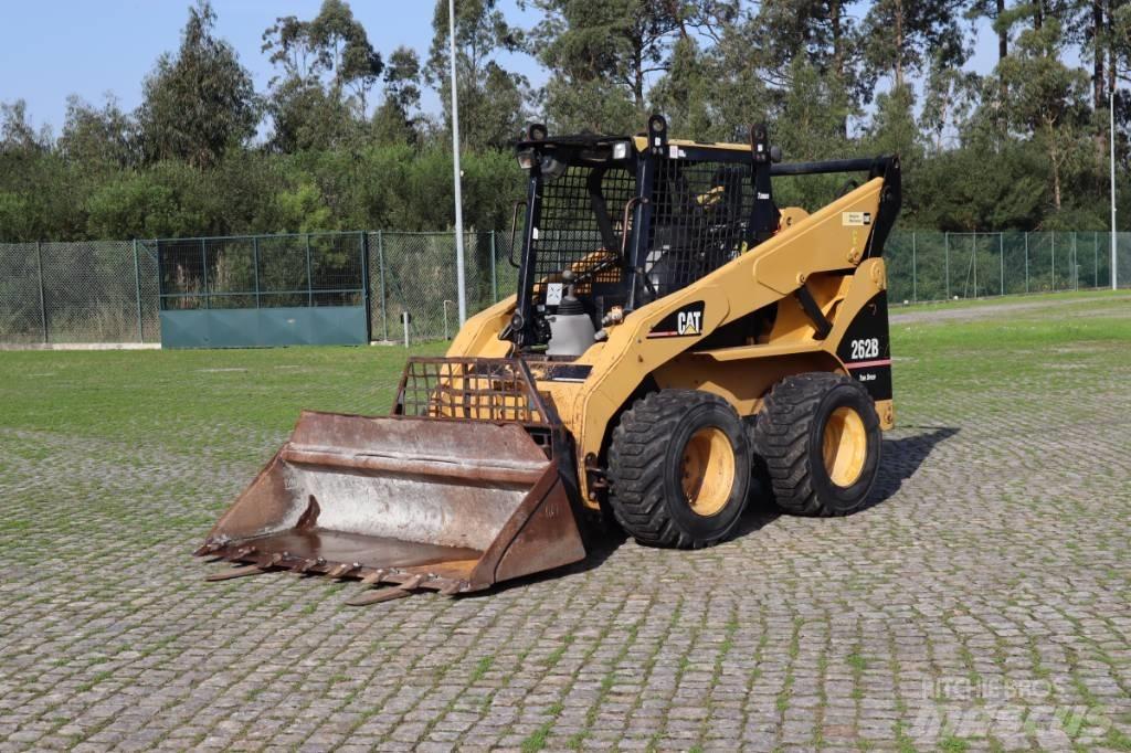 CAT 262B لوادر صغيرة