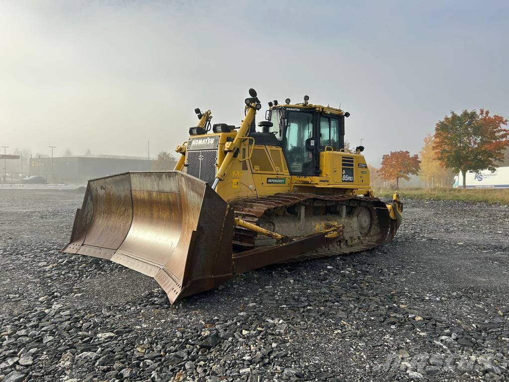 Komatsu D 85 PXi-18 بلدوزرات مجنزرة