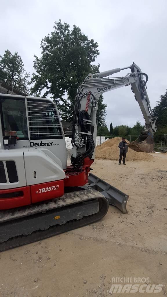 Takeuchi TB 260 حفارات صغيرة أقل من 7 طن (حفارات صغيرة)