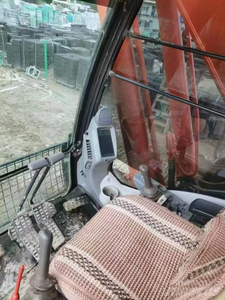 Hitachi ZX 360 LC حفارات زحافة