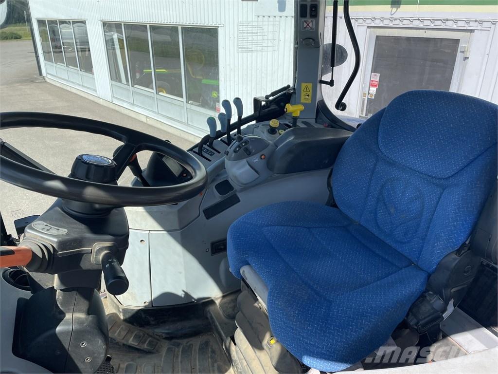 New Holland 6,175 الجرارات