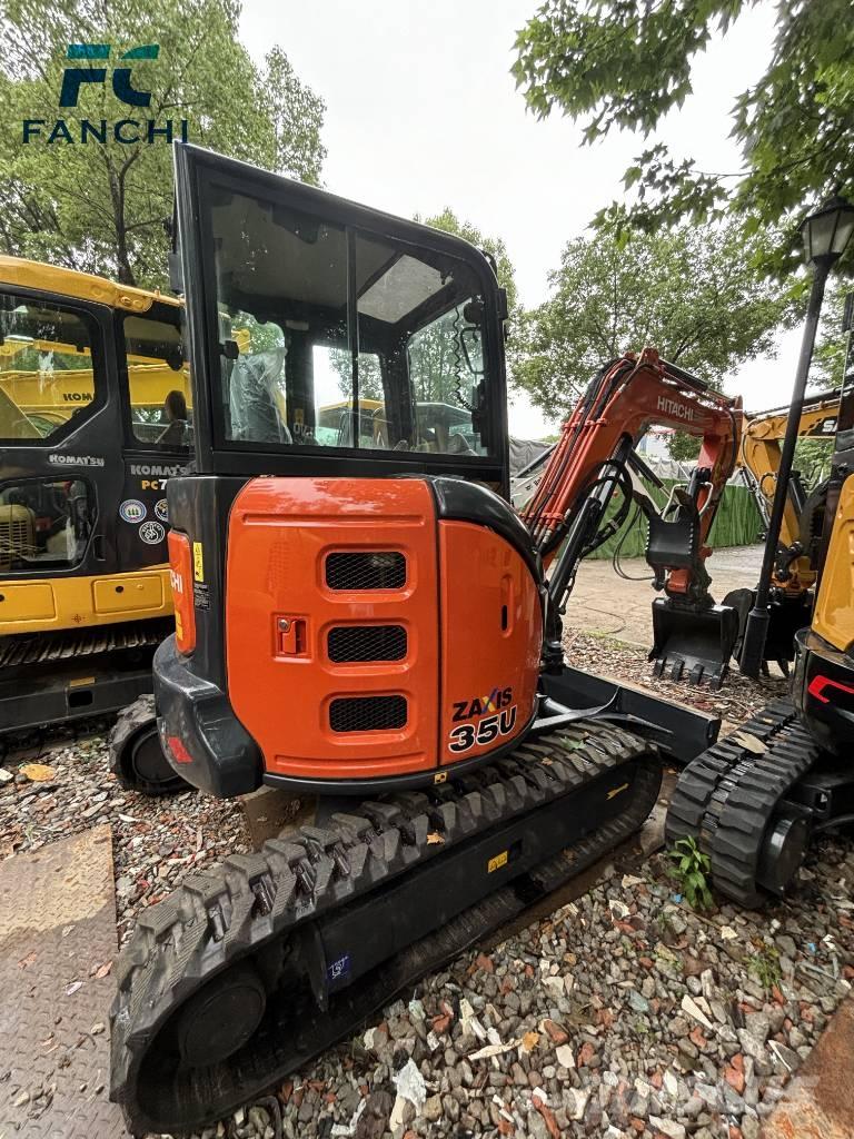 Hitachi ZX35 حفارات زحافة