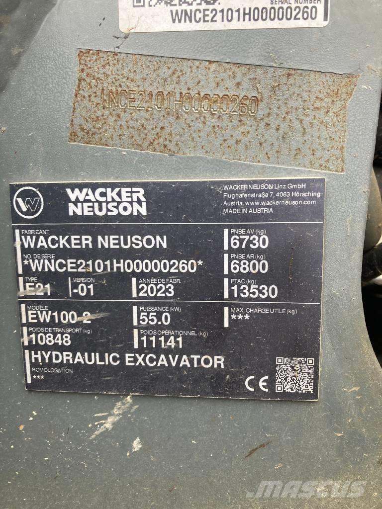 Wacker Neuson EW 100 حفارات بعجل