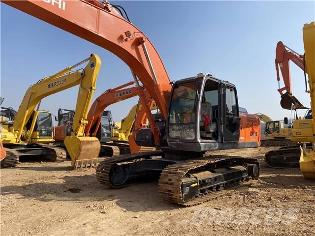 Hitachi ZX210 حفارات زحافة