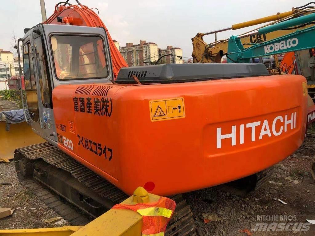 Hitachi ZX 200-5 حفارات زحافة
