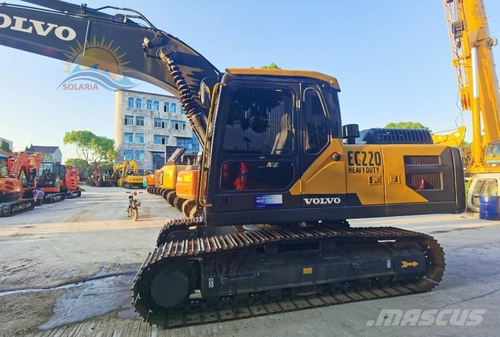 Volvo EC 220 DL حفارات زحافة