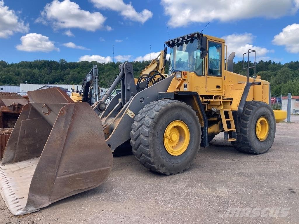 Volvo L 180 E لوادر بعجل