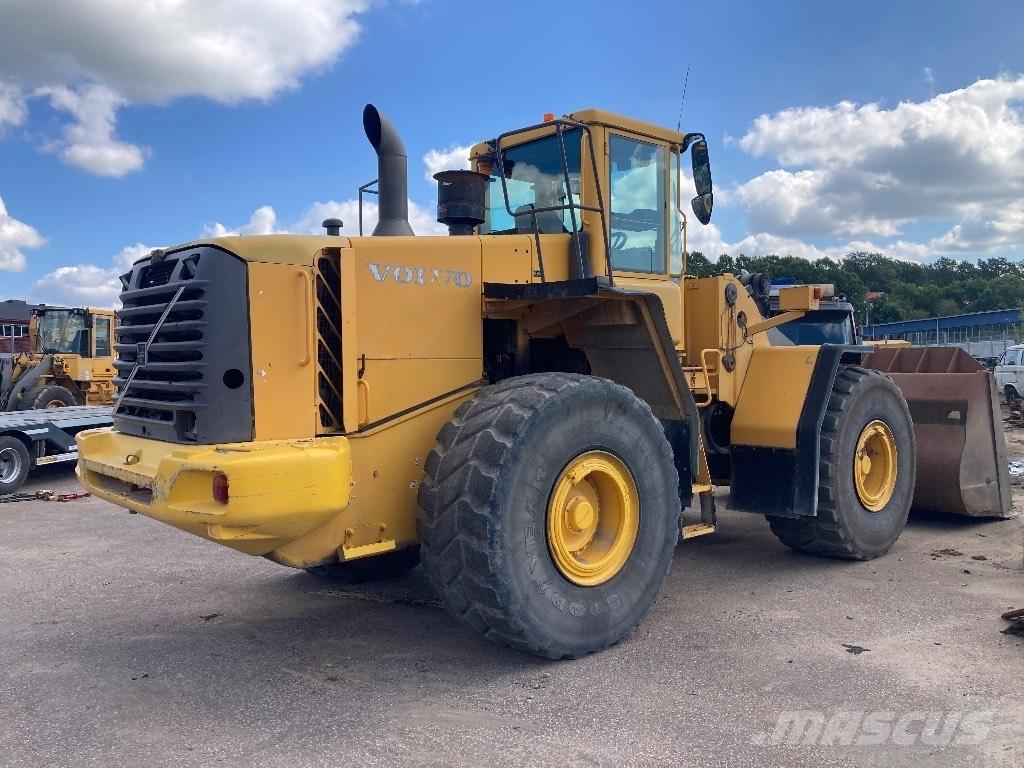 Volvo L 180 E لوادر بعجل