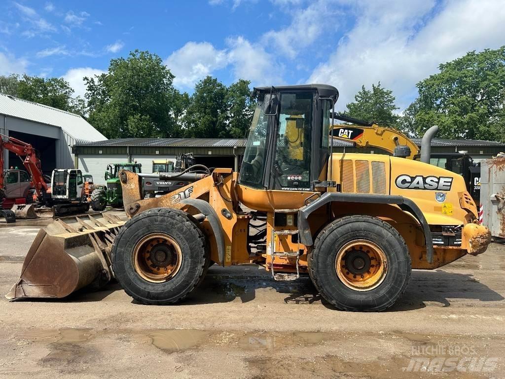 CASE 621 F لوادر بعجل